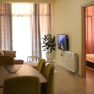 Pleasant With Free Dedicated Parking In Komuna E Parisit Appartamento Tirana